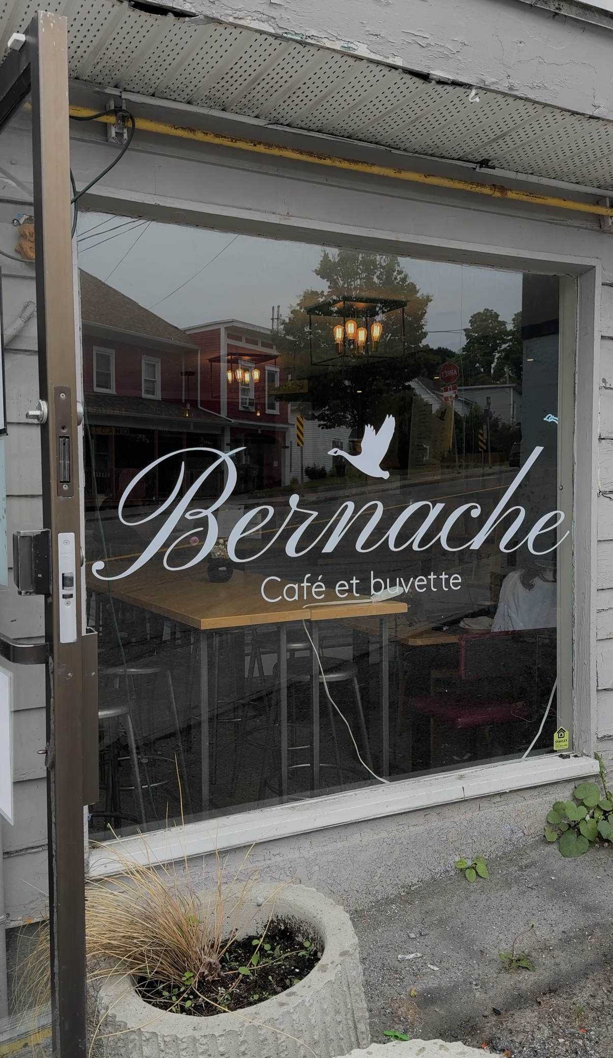 Café-Buvette Bernache à Sherbrooke : un petit bijou tranquille🌿🦆