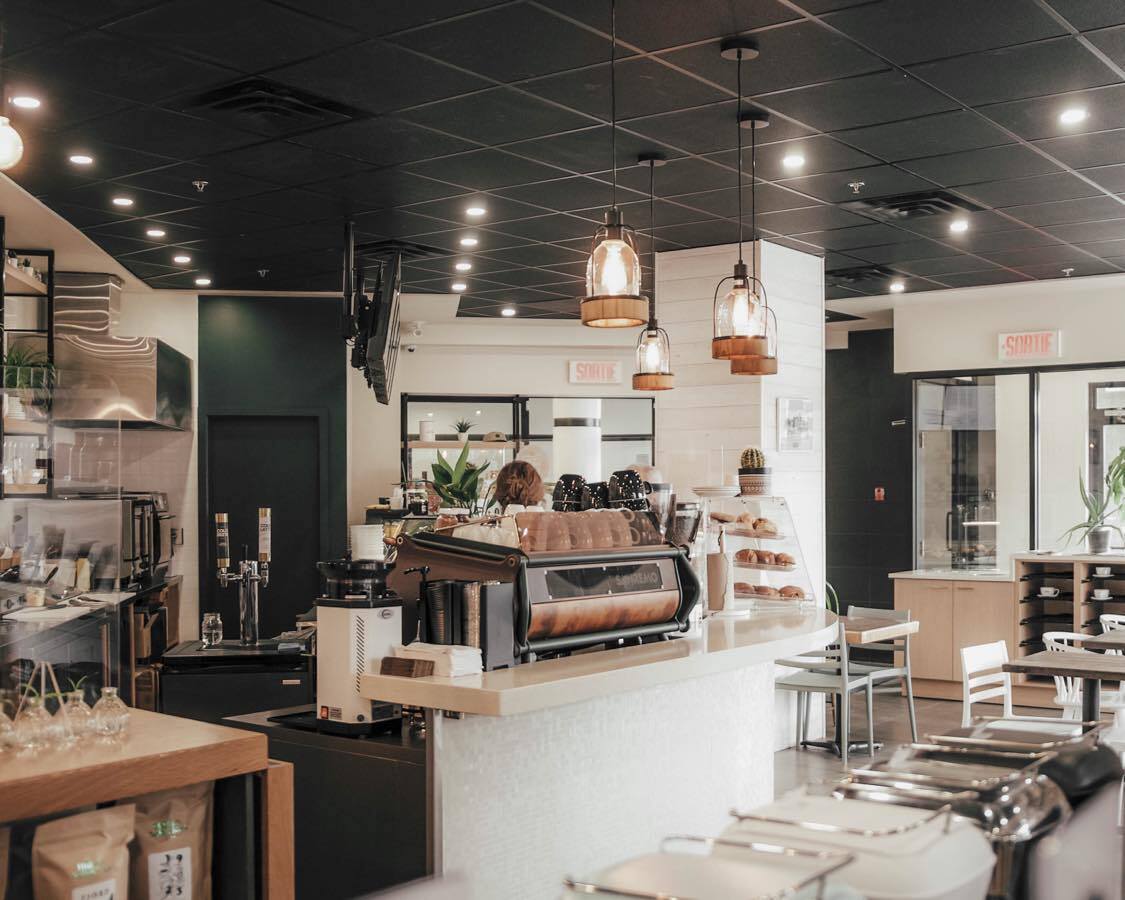 Le Café Hubert St-Jean : un classique bien ancré au cœur de Sherbrooke.